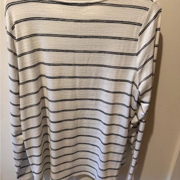 Market & Spruce Cream Crewneck Sweater with Black Stripes - Picture 3 of 4